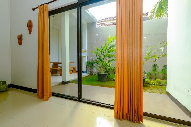 هتل Grand Villa Meninting By Oyo Rooms