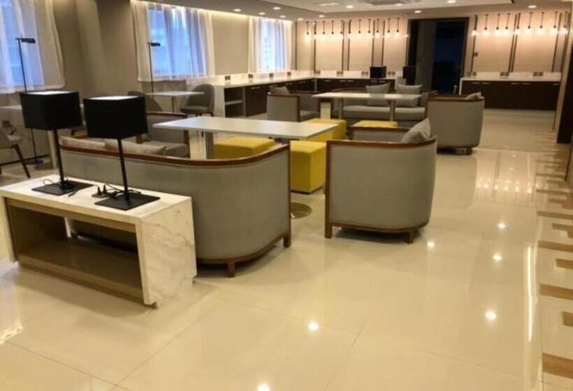 בית מלון כפרי Jinjiang Inn Select Chuzhou Zhongdu Avenue Langya Mountain Zuiwenting Scenic Spot