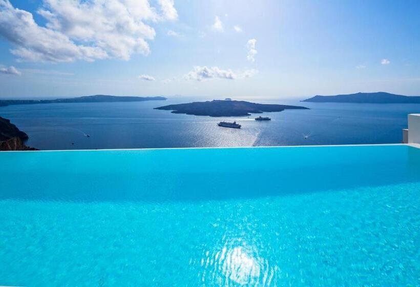 Cosmopolitan Suites - Small Luxury Hotels Of The World