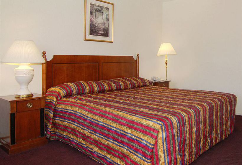 فندق American Inn & Suites