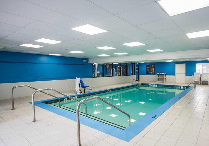 בית מלון כפרי Americas Best Value Inn Torrington Ct