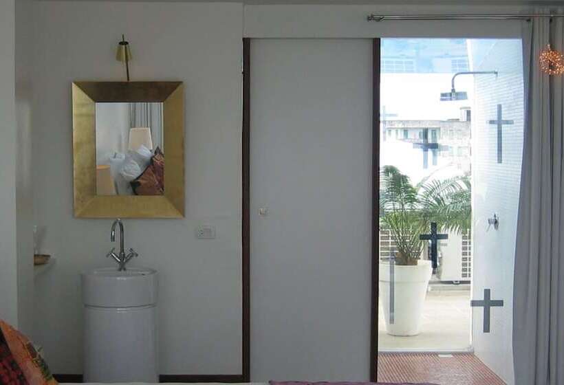 هتل Aram Yamí Boutique