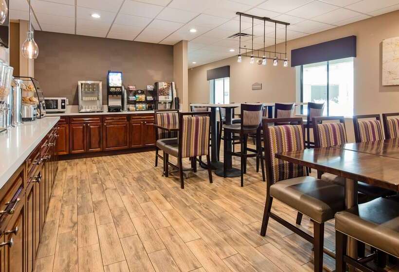 Best Western Plus Hotel At The Convention Center