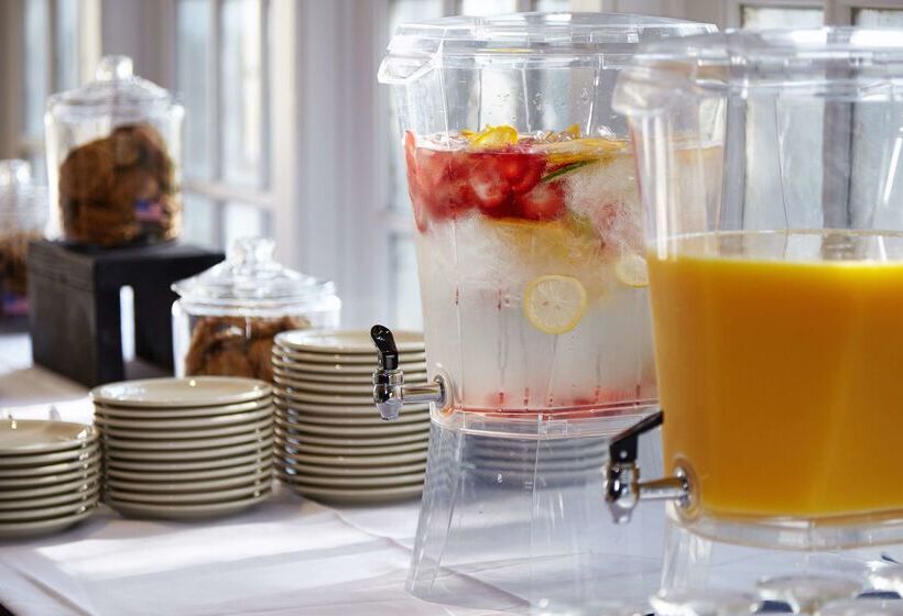 هتل Doubletree By Hilton Dallas Near The Galleria