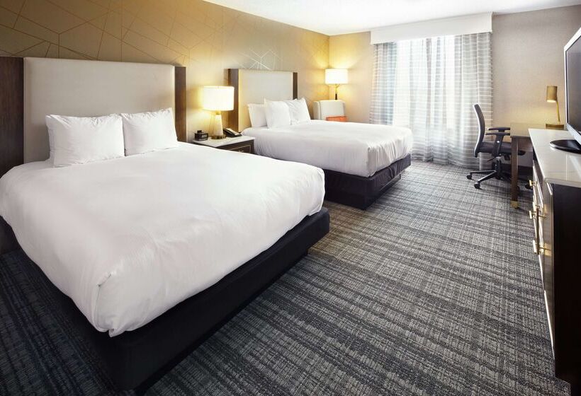 هتل Doubletree By Hilton Dallas Near The Galleria