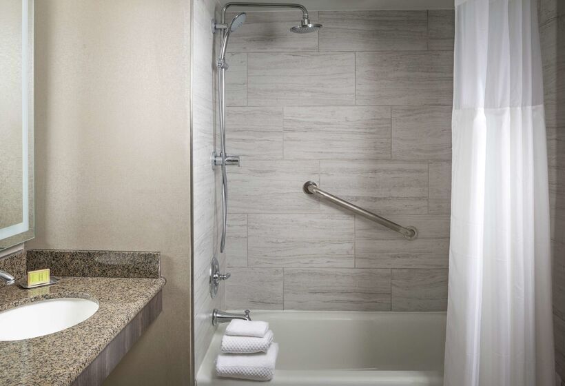 هتل Doubletree By Hilton Dallas Near The Galleria