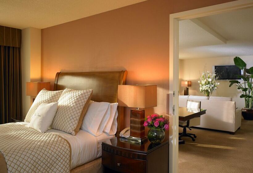 ホテル Doubletree Suites By Hilton Anaheim Rsrt   Conv Cntr