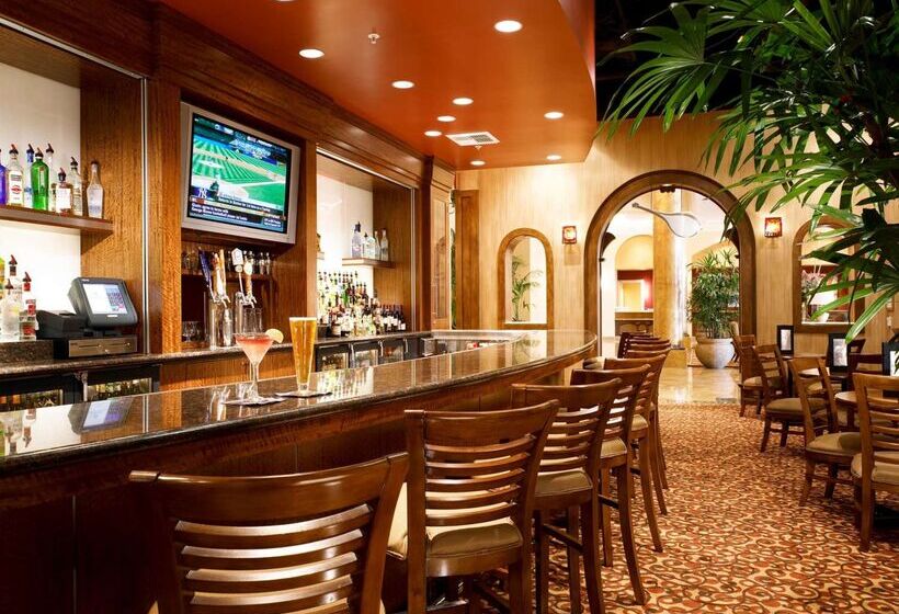 ホテル Doubletree Suites By Hilton Anaheim Rsrt   Conv Cntr