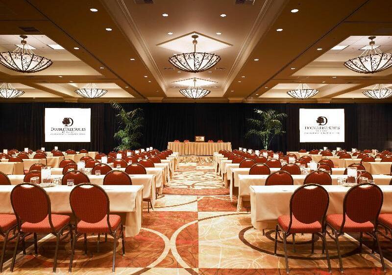 ホテル Doubletree Suites By Hilton Anaheim Rsrt   Conv Cntr