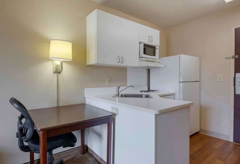 هتل Extended Stay America Suites   Orlando   Lake Mary   1036 Greenwood Blvd