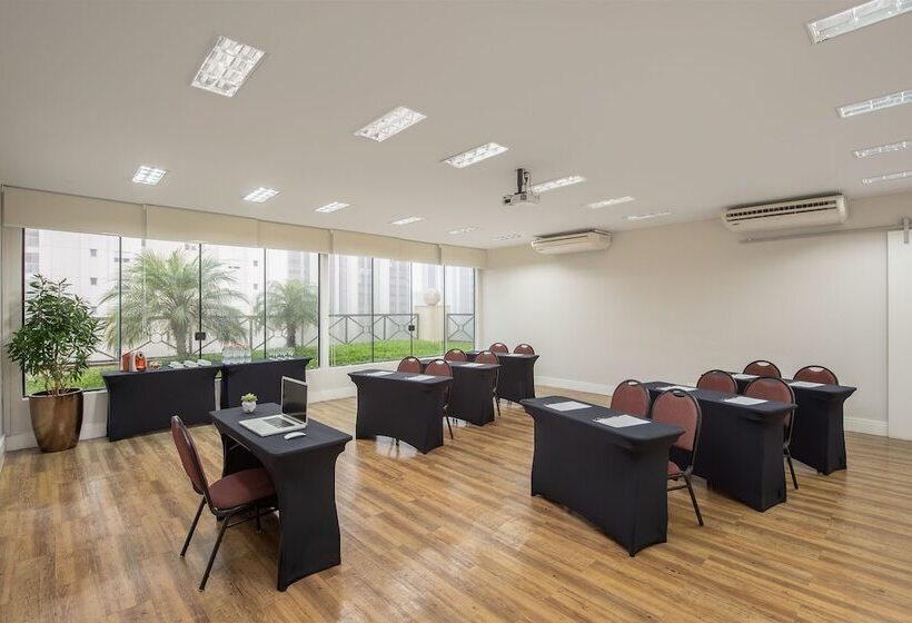 酒店 Intercity Berrini