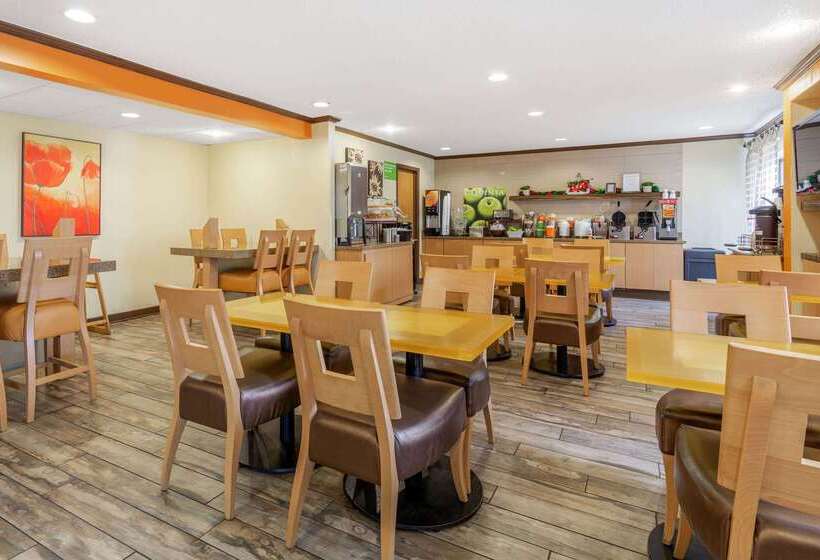 Отель La Quinta By Wyndham Chicago Tinley Park