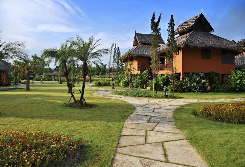 هتل Pai Hotsprings Spa Resort