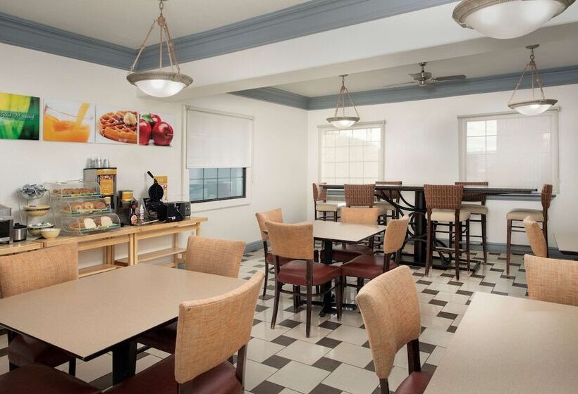 هتل Quality Inn & Suites Gallup I 40 Exit 20