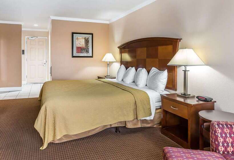 ホテル Quality Inn Near Hearst Castle