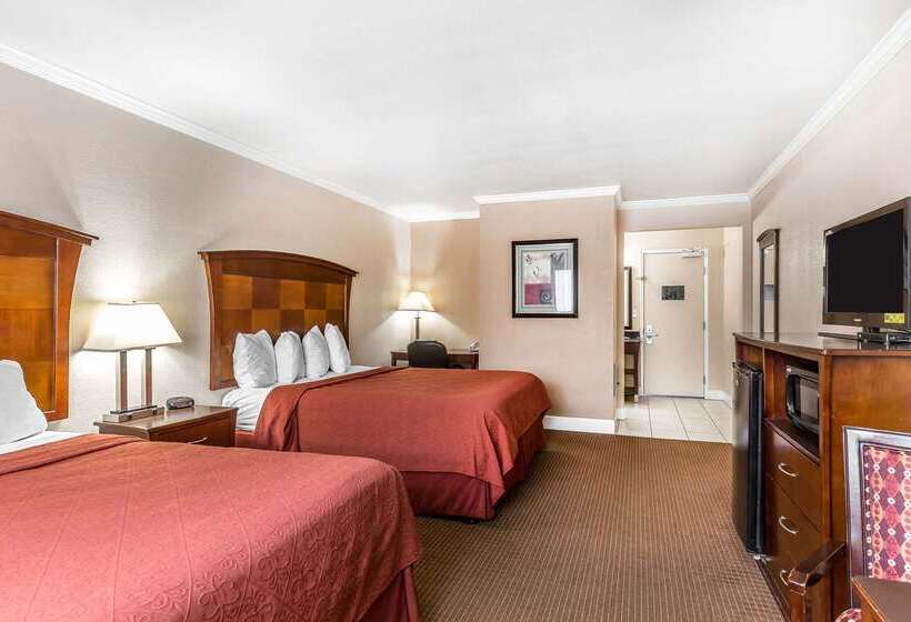 ホテル Quality Inn Near Hearst Castle