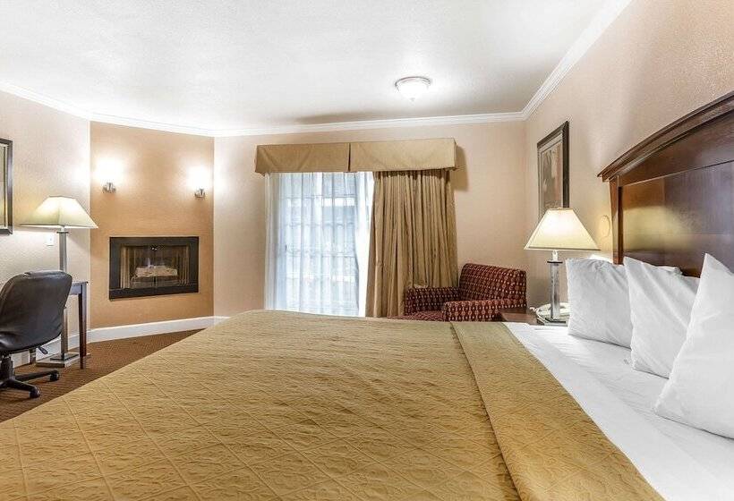 ホテル Quality Inn Near Hearst Castle