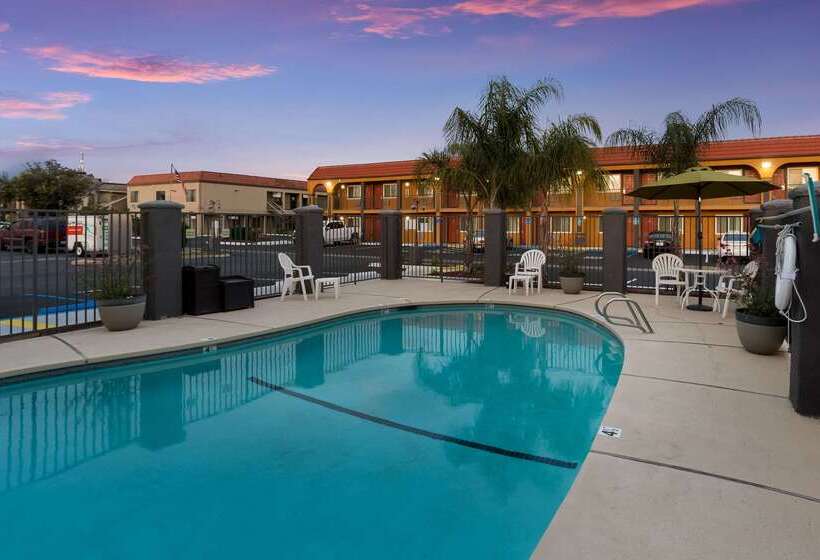فندق Quality Inn Redding Near I5