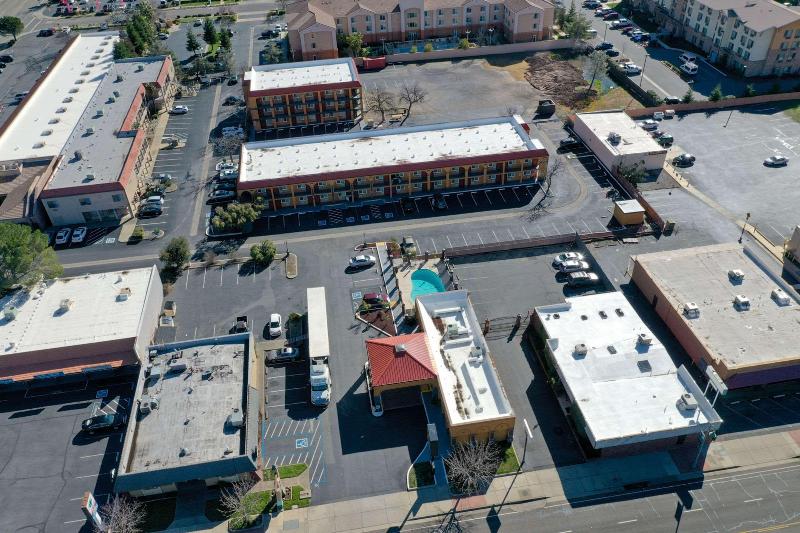 هتل Quality Inn Redding Near I5