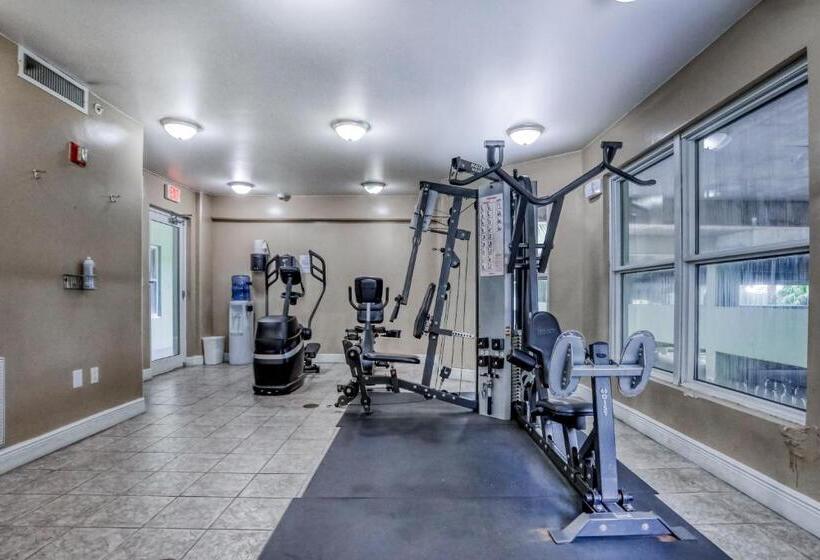 فندق Rentals At Waters Edge Condominiums