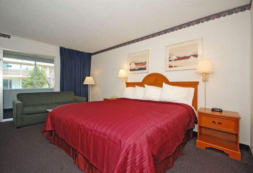 هتل Rodeway Inn & Conference Center