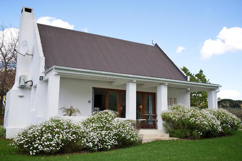 Отель Zorgvliet Wines Country Lodge
