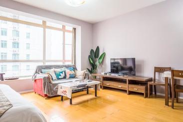 Free Town Apartment