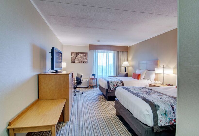 هتل Best Western  Plus Waltham Boston