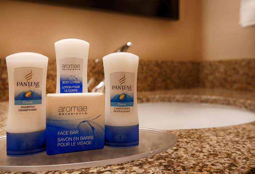 هتل Best Western  Plus Waltham Boston