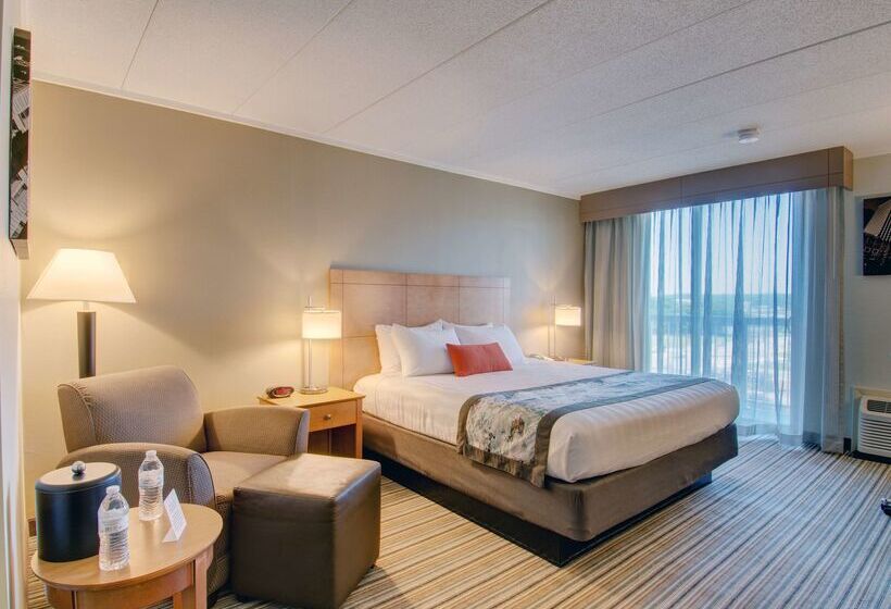 هتل Best Western  Plus Waltham Boston