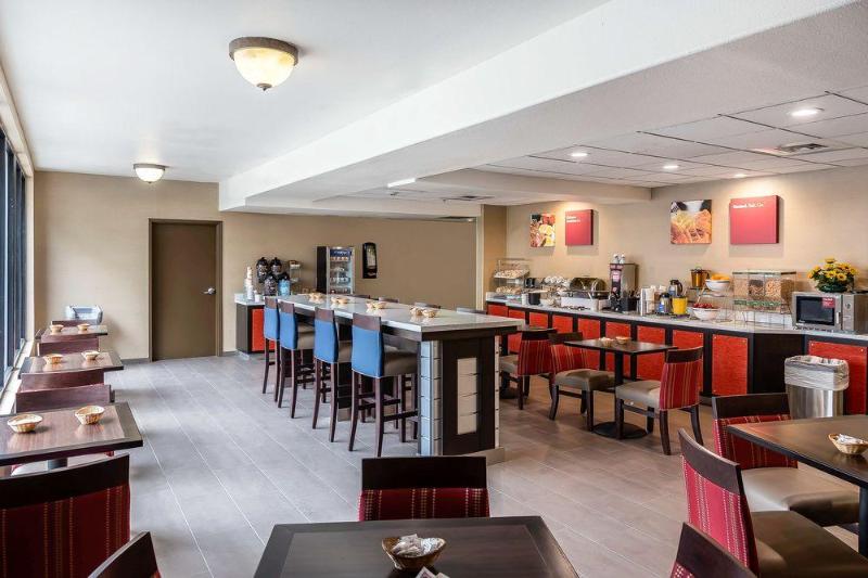 هتل Comfort Suites San Jose Airport