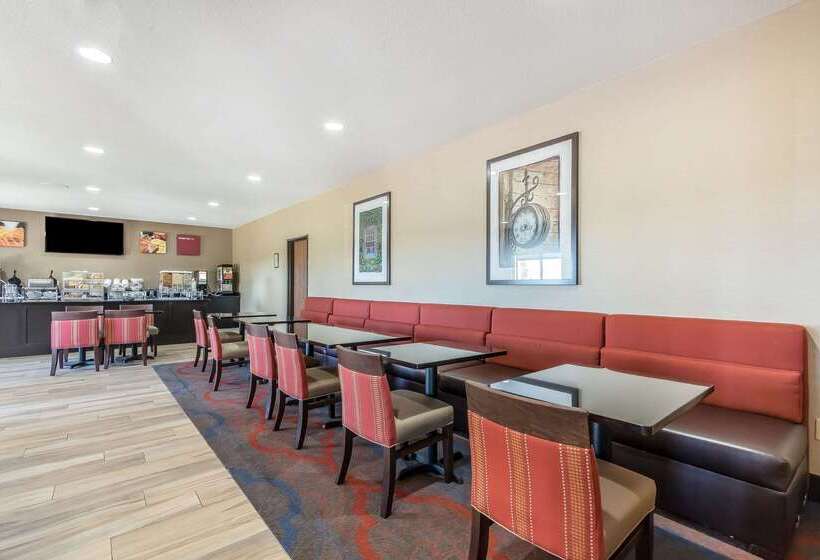 בית מלון כפרי Comfort Suites St Charlesst Louis