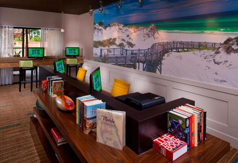 هتل Courtyard By Marriott Sandestin At Grand Boulevard