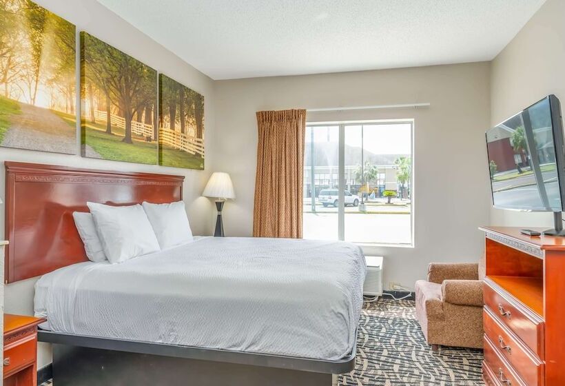 هتل Days Inn By Wyndham Coliseum Montgomery Al