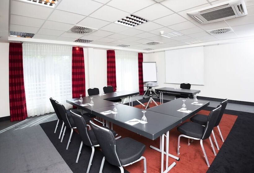 هتل Dorint An Den Westfalenhallen Dortmund