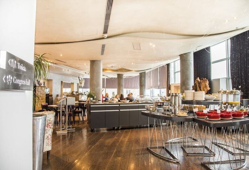 هتل Golden Tulip Zira Belgrade