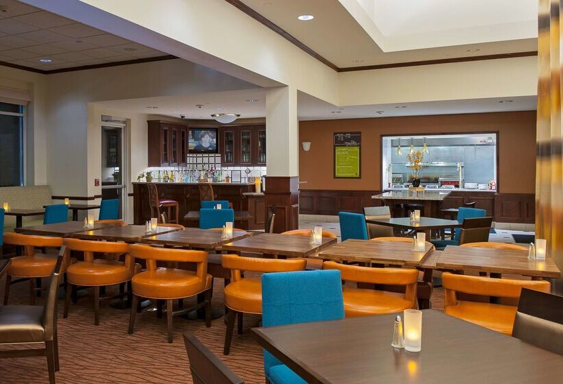 Отель Hilton Garden Inn St. Paul/oakdale