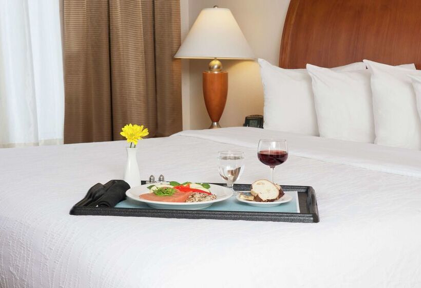 Отель Hilton Garden Inn St. Paul/oakdale