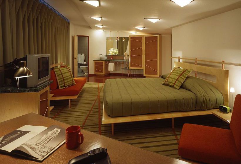 فندق Inn At Price Tower