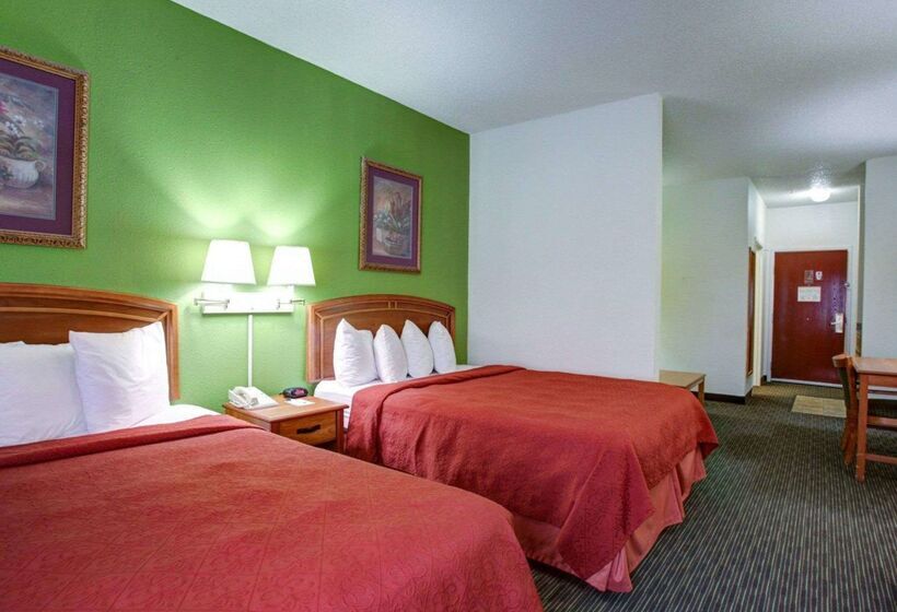 هتل Quality Inn & Suites Airport