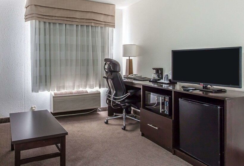 酒店 Sleep Inn & Suites Near I 90 And Ashtabula