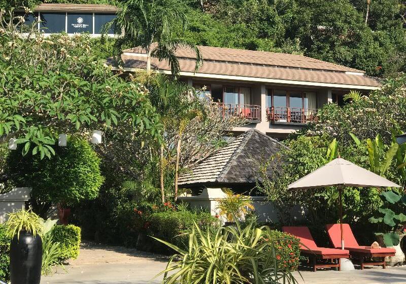 酒店 The Sunset Beach Resort & Spa Taling Ngam