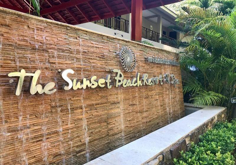 酒店 The Sunset Beach Resort & Spa Taling Ngam