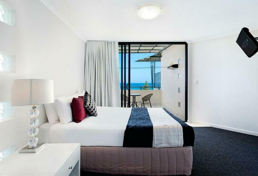 هتل Ultiqa Shearwater Resort