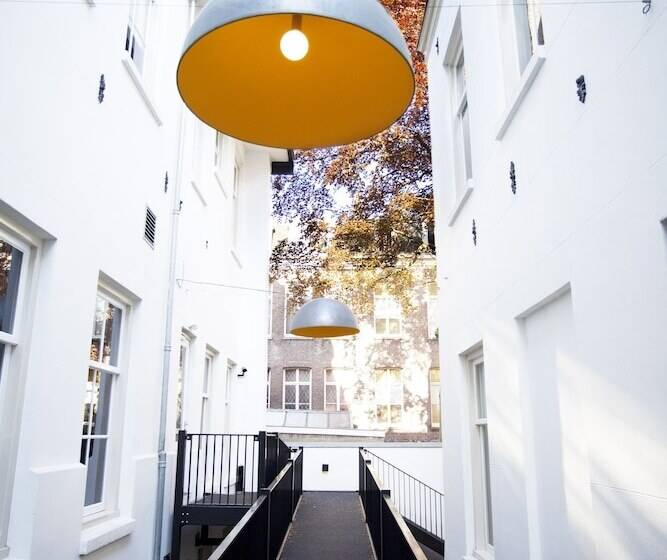 فندق V Frederiksplein