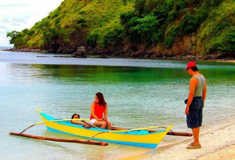 فندق Aglicay Beach Resort