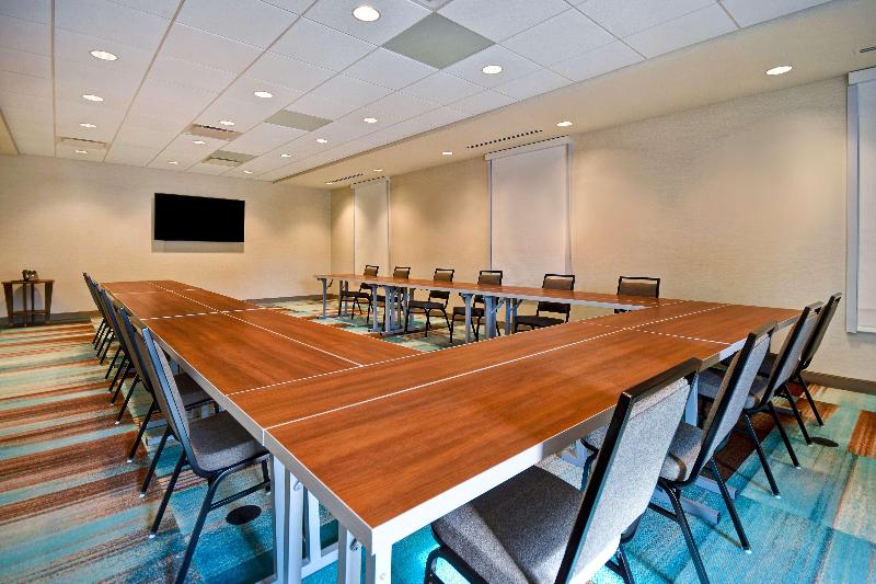 Отель Home2 Suites By Hilton Bowling Green
