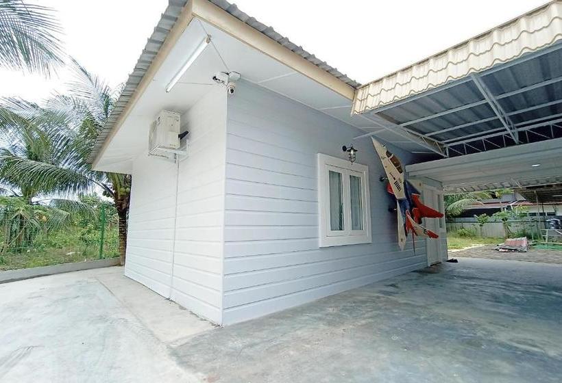 酒店 Oyo 90188 Sibu Aeroplane Homestay2u