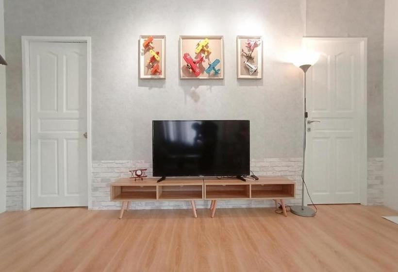 酒店 Oyo 90188 Sibu Aeroplane Homestay2u