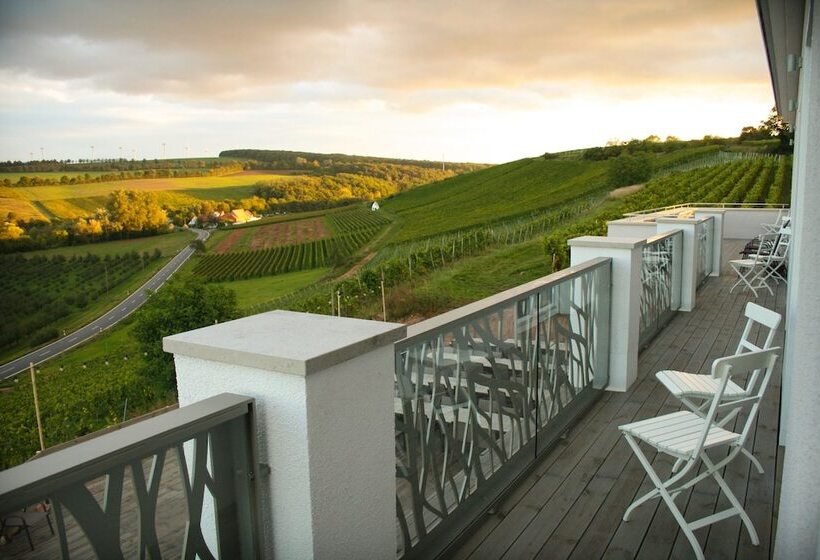 Trautwein   Das Winzerhotel Am La Roche